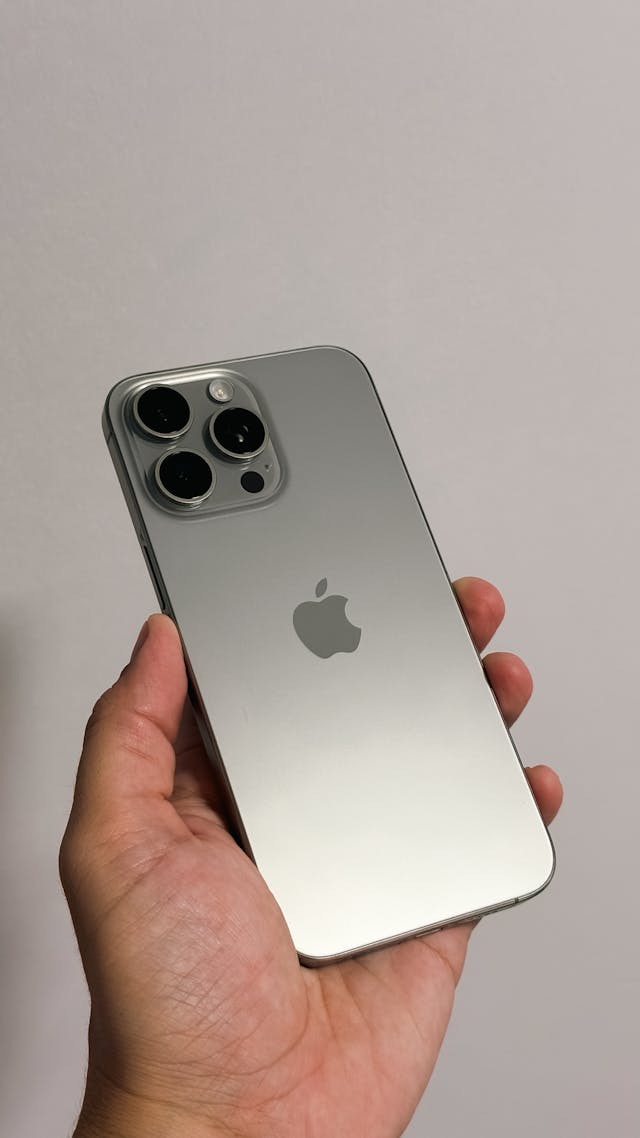 iPhone 15